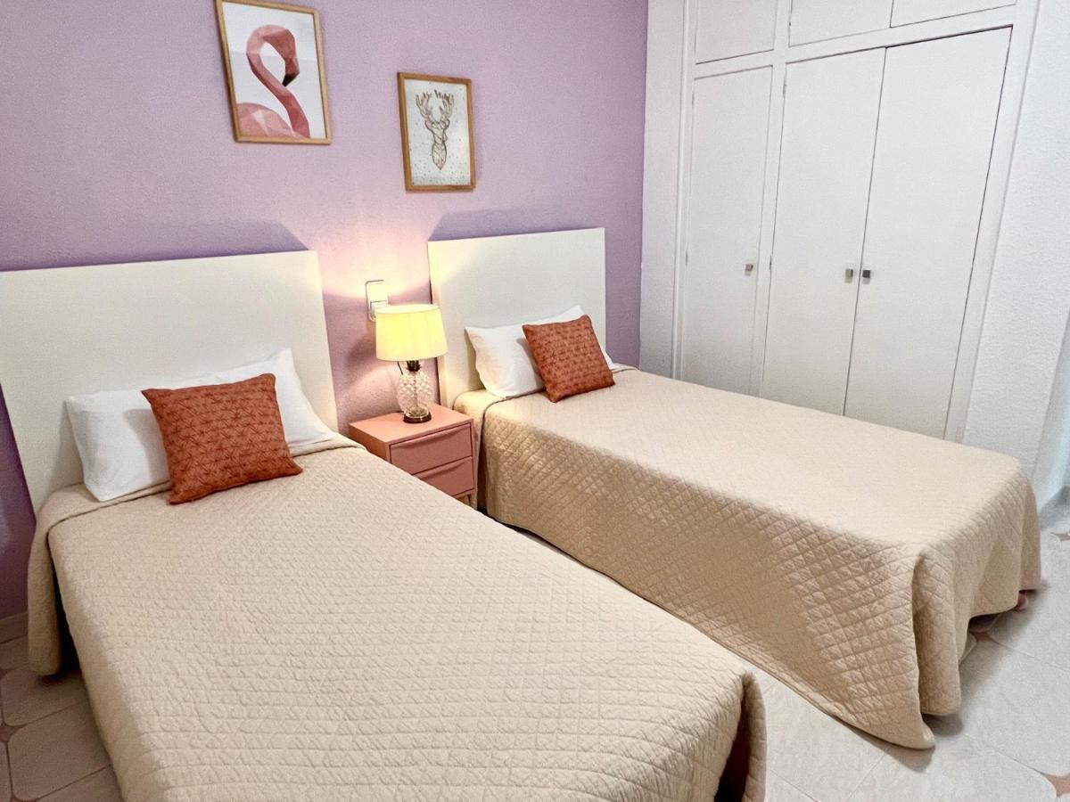 Magnifico Apartamento Playamero Con Vistas Al Mar. Салоу Екстериор снимка