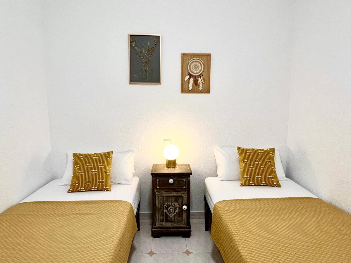 Magnifico Apartamento Playamero Con Vistas Al Mar. Салоу Екстериор снимка